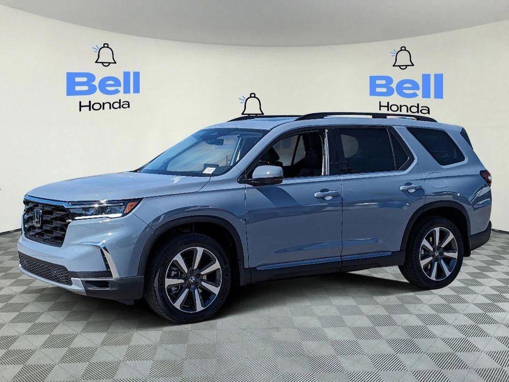 new 2025 Honda Pilot car, priced at $46,203