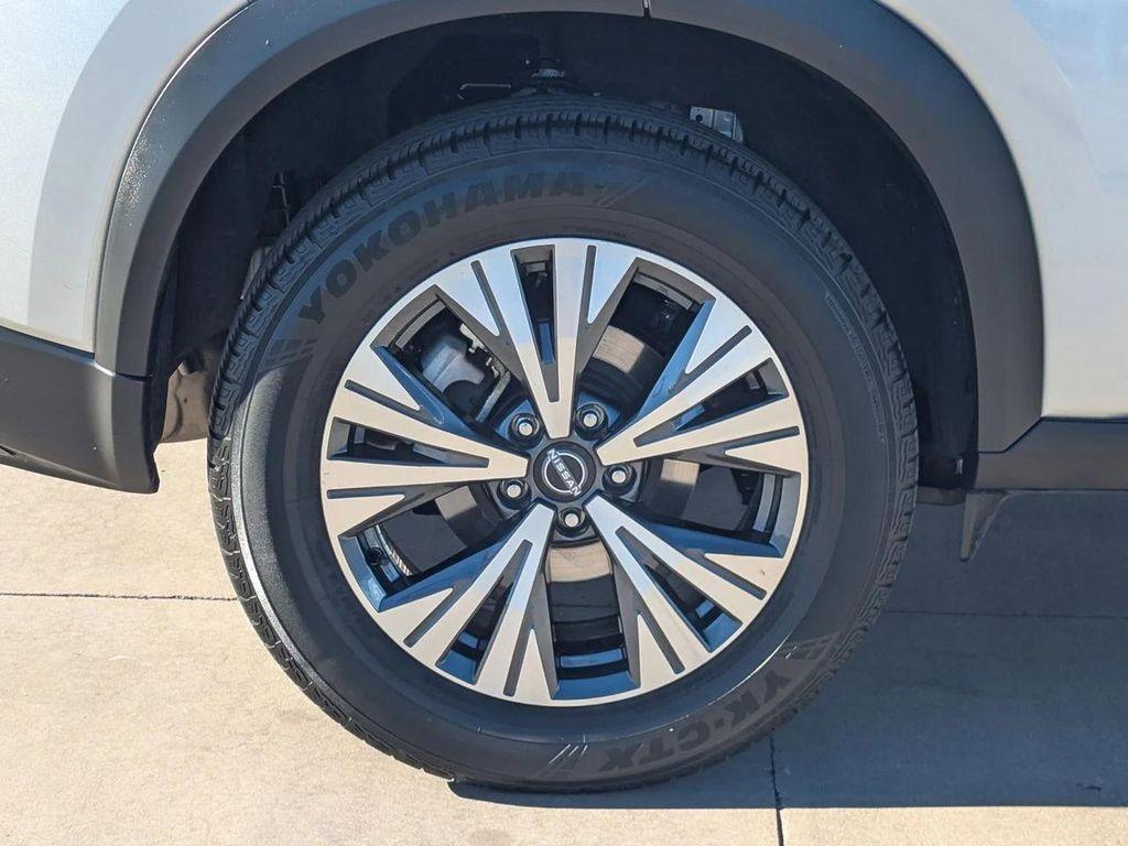 used 2022 Nissan Rogue car, priced at $14,869