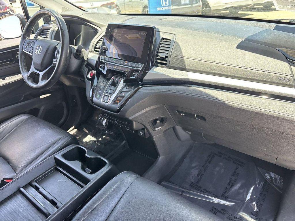 used 2023 Honda Odyssey car, priced at $33,414