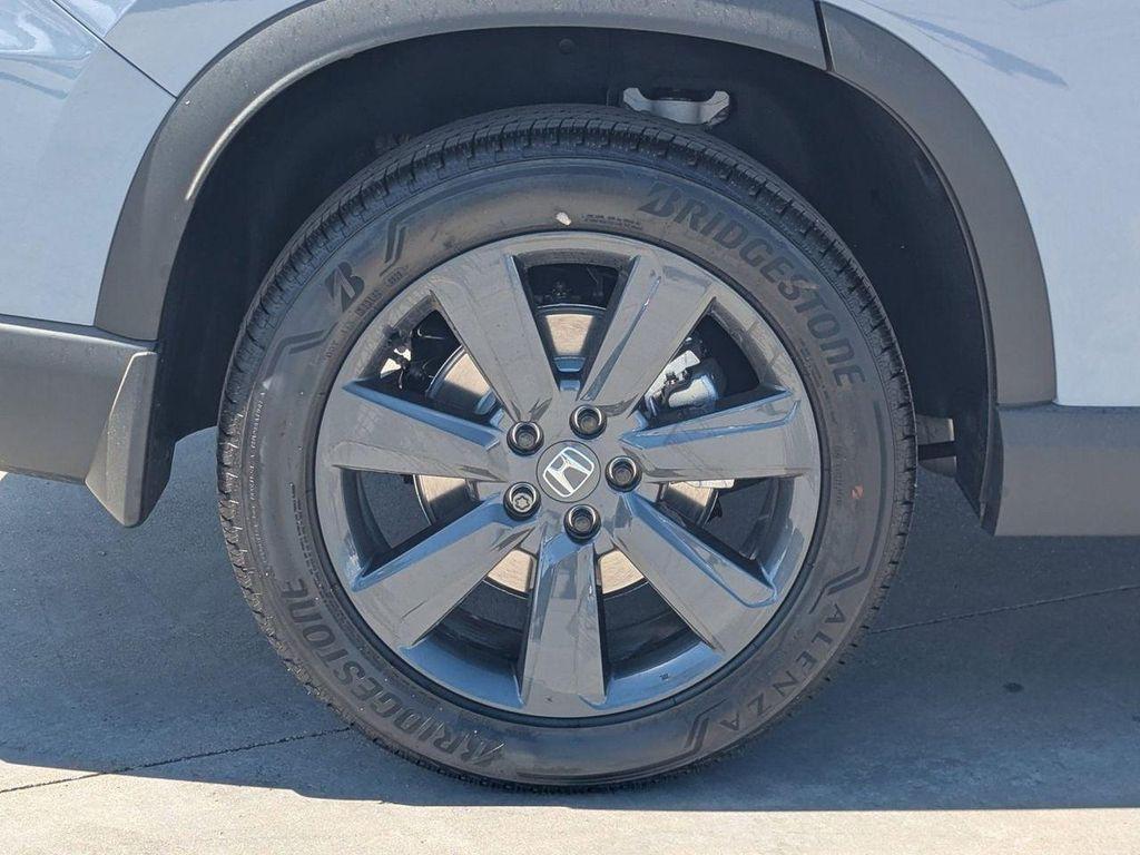 new 2026 Honda Pilot car, priced at $44,557