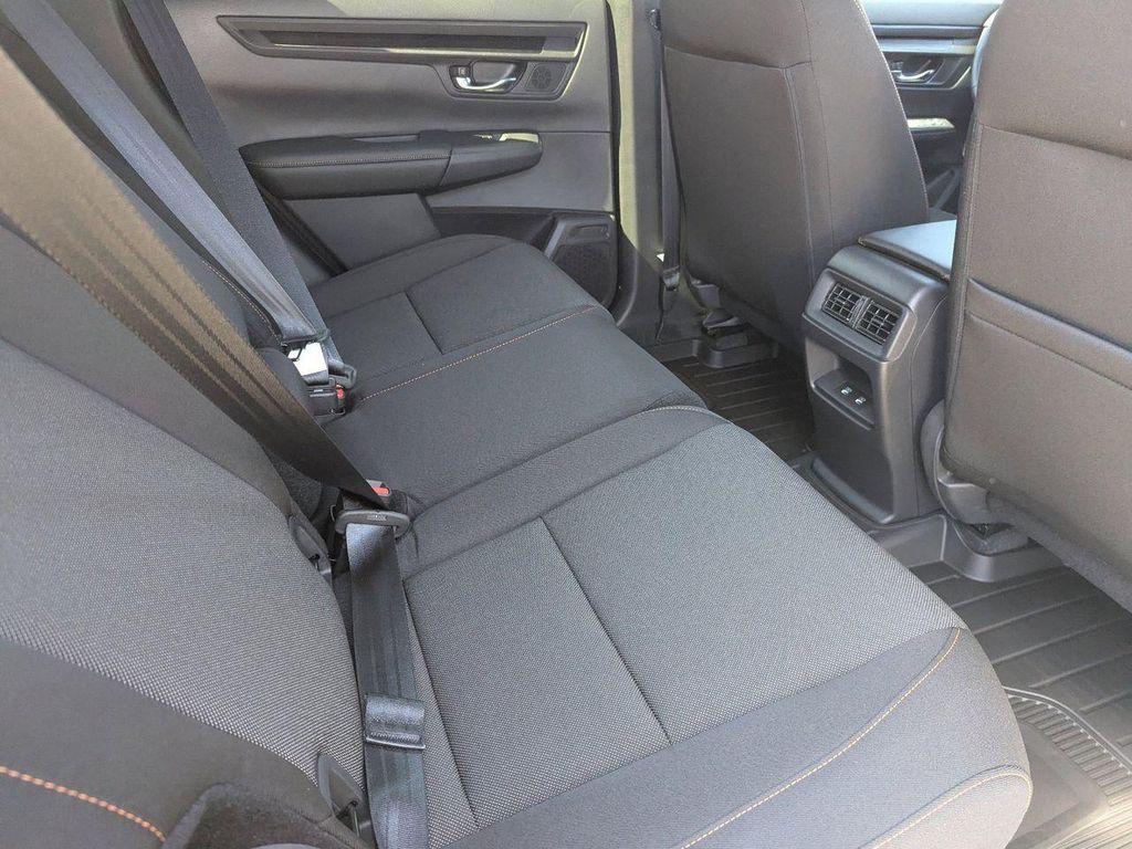 new 2026 Honda CR-V Hybrid car, priced at $39,032