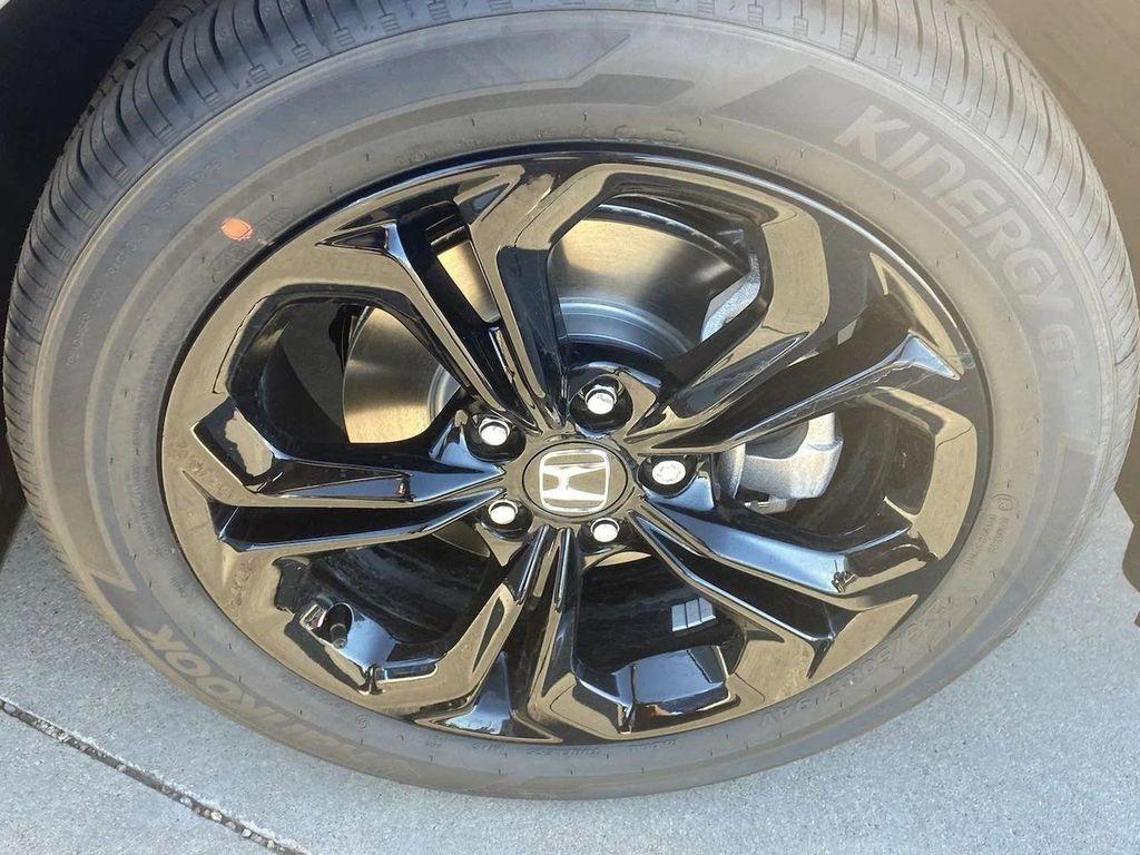 new 2025 Honda Accord car, priced at $31,042