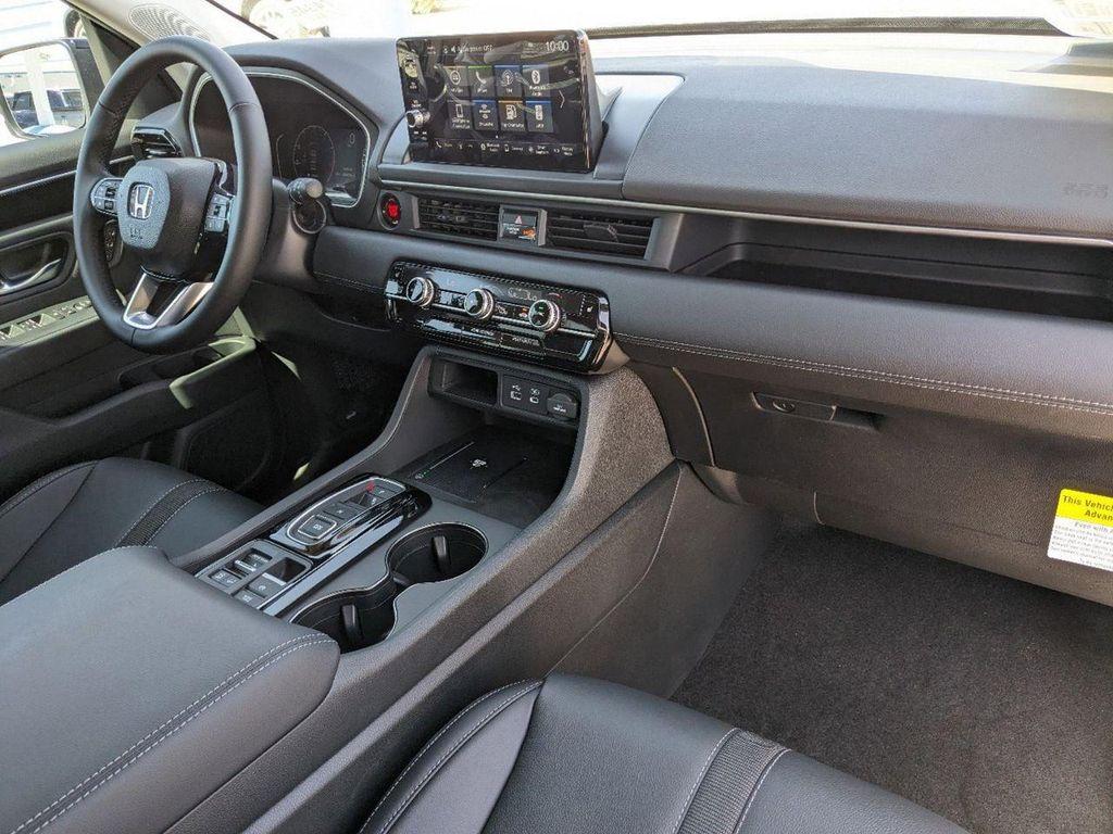 new 2025 Honda Pilot car, priced at $45,123