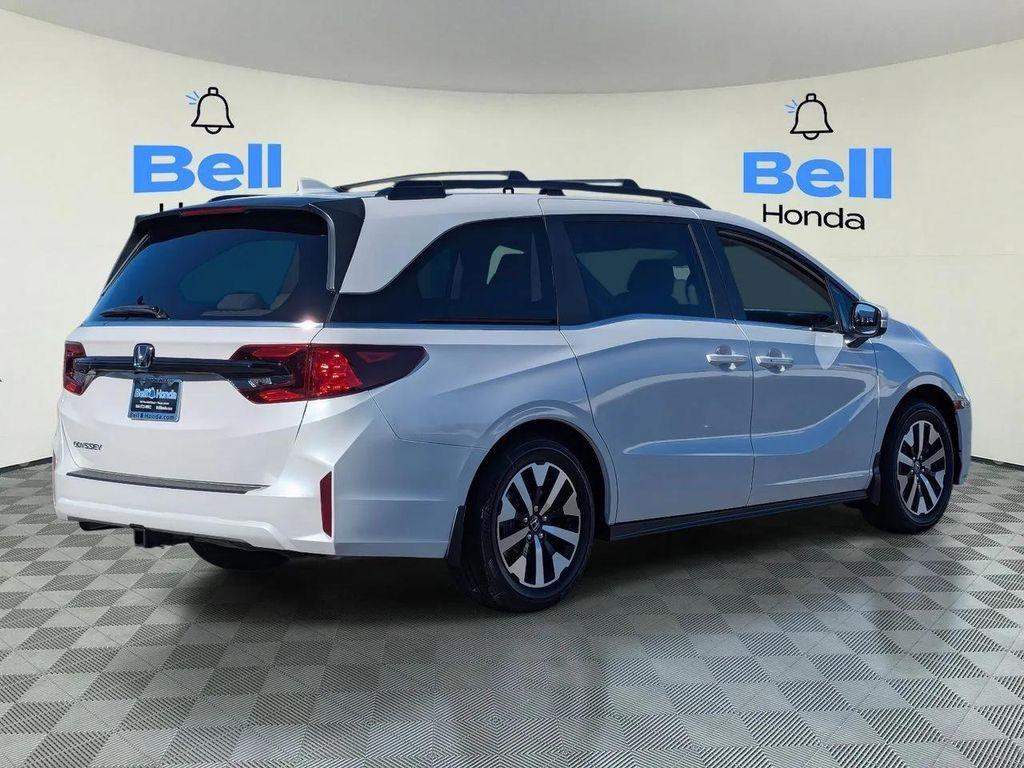new 2026 Honda Odyssey car, priced at $43,512