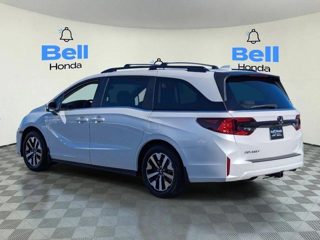 new 2026 Honda Odyssey car, priced at $43,512