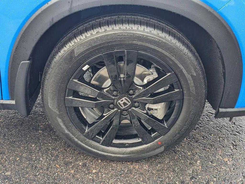 new 2026 Honda HR-V car, priced at $30,279