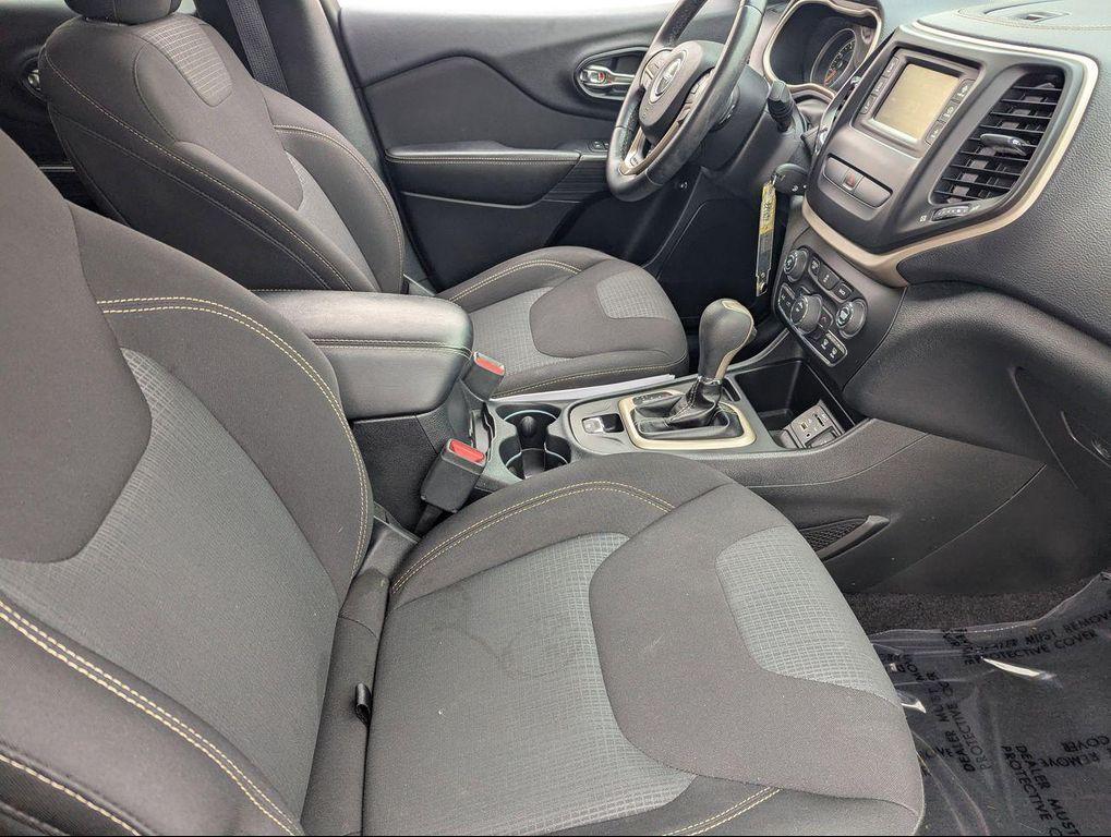 used 2016 Jeep Cherokee car, priced at $12,916
