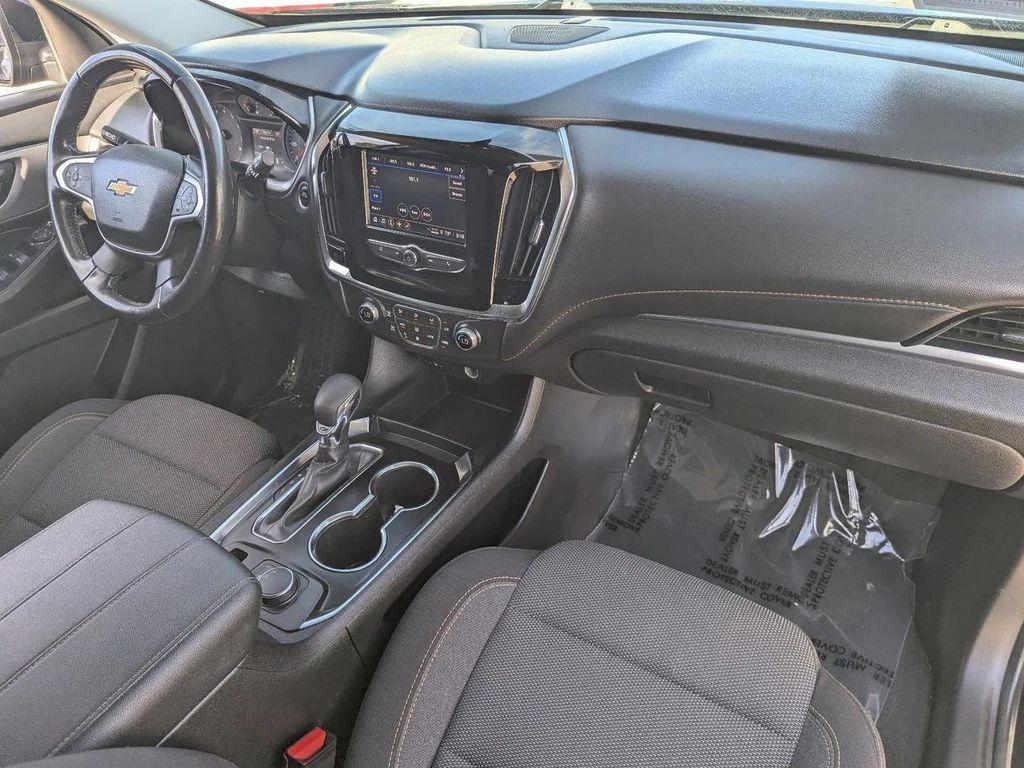 used 2021 Chevrolet Traverse car, priced at $20,166