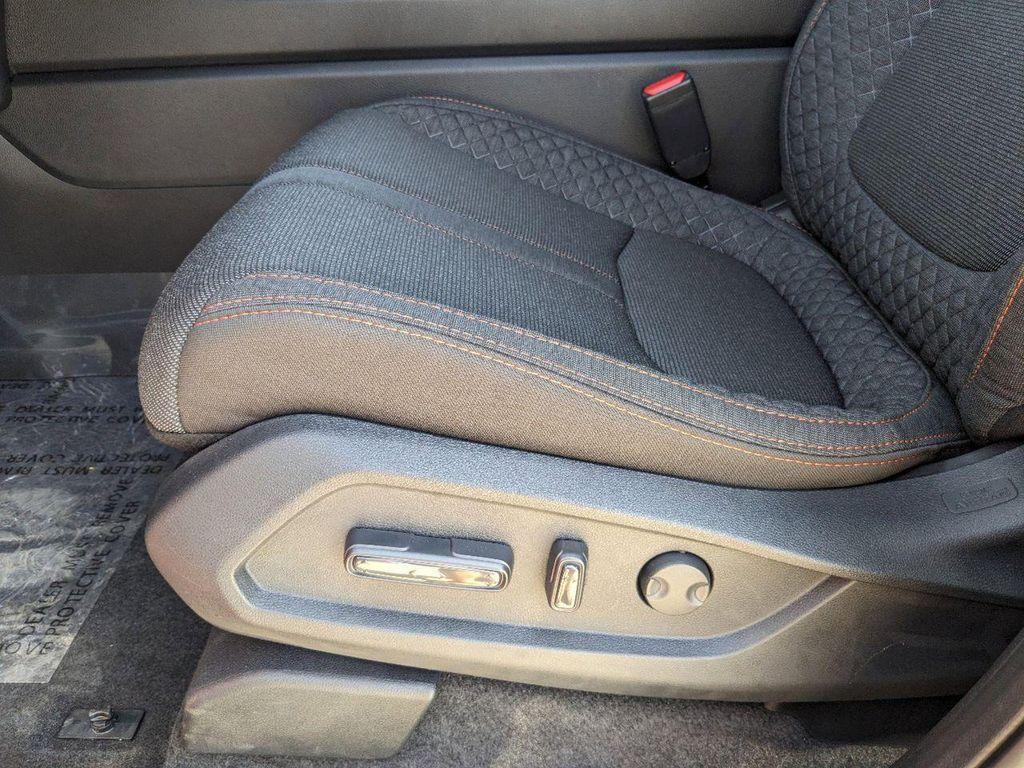 new 2025 Honda Pilot car, priced at $40,616