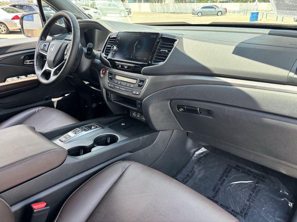 used 2025 Honda Ridgeline car, priced at $34,657