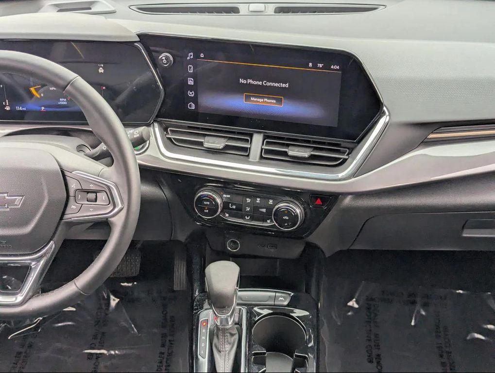 used 2025 Chevrolet Trax car, priced at $21,586