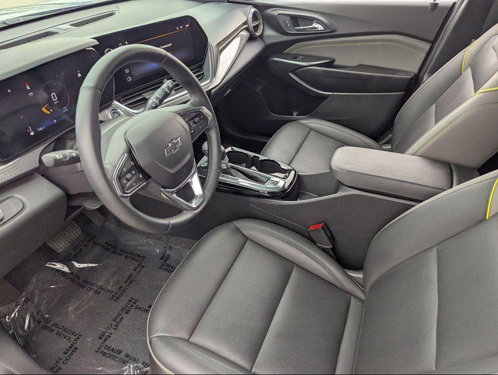 used 2025 Chevrolet Trax car, priced at $21,586