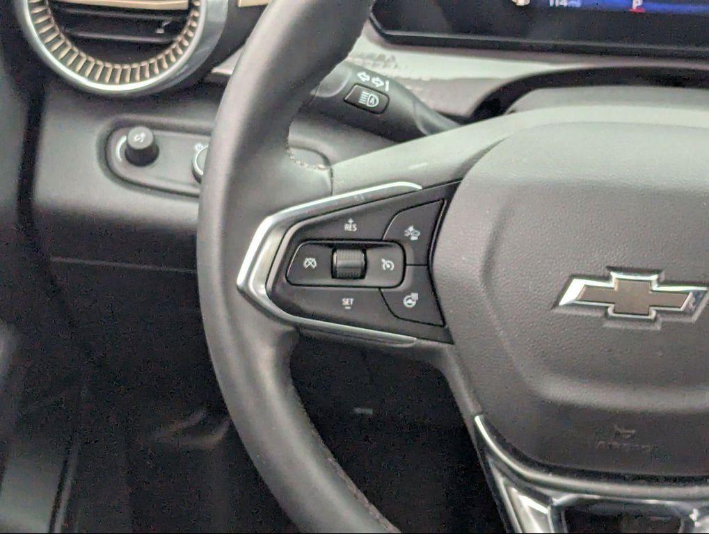 used 2025 Chevrolet Trax car, priced at $21,586