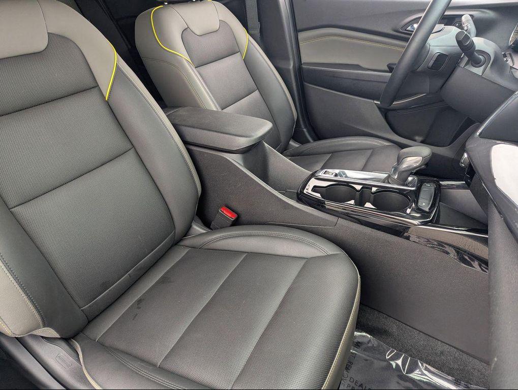 used 2025 Chevrolet Trax car, priced at $21,586