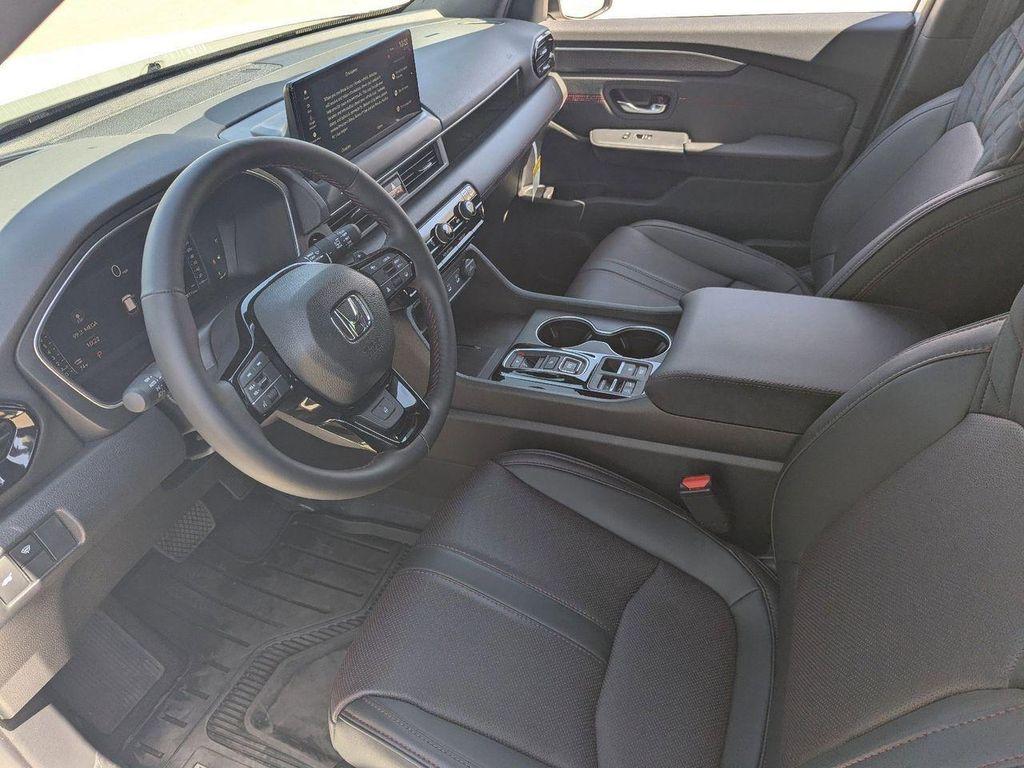 new 2026 Honda Pilot car, priced at $52,912