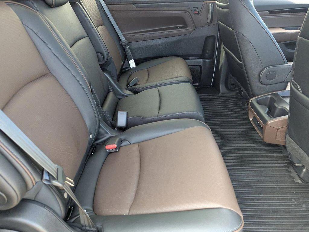 new 2026 Honda Odyssey car, priced at $49,853