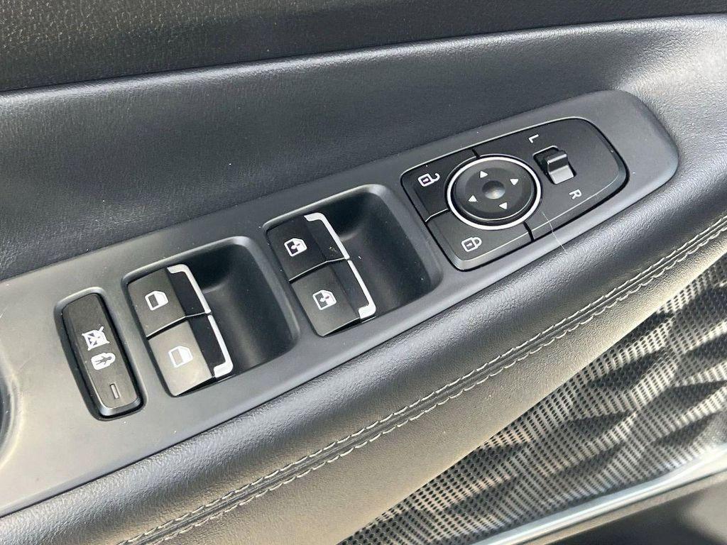 used 2020 Hyundai Santa Fe car, priced at $16,321