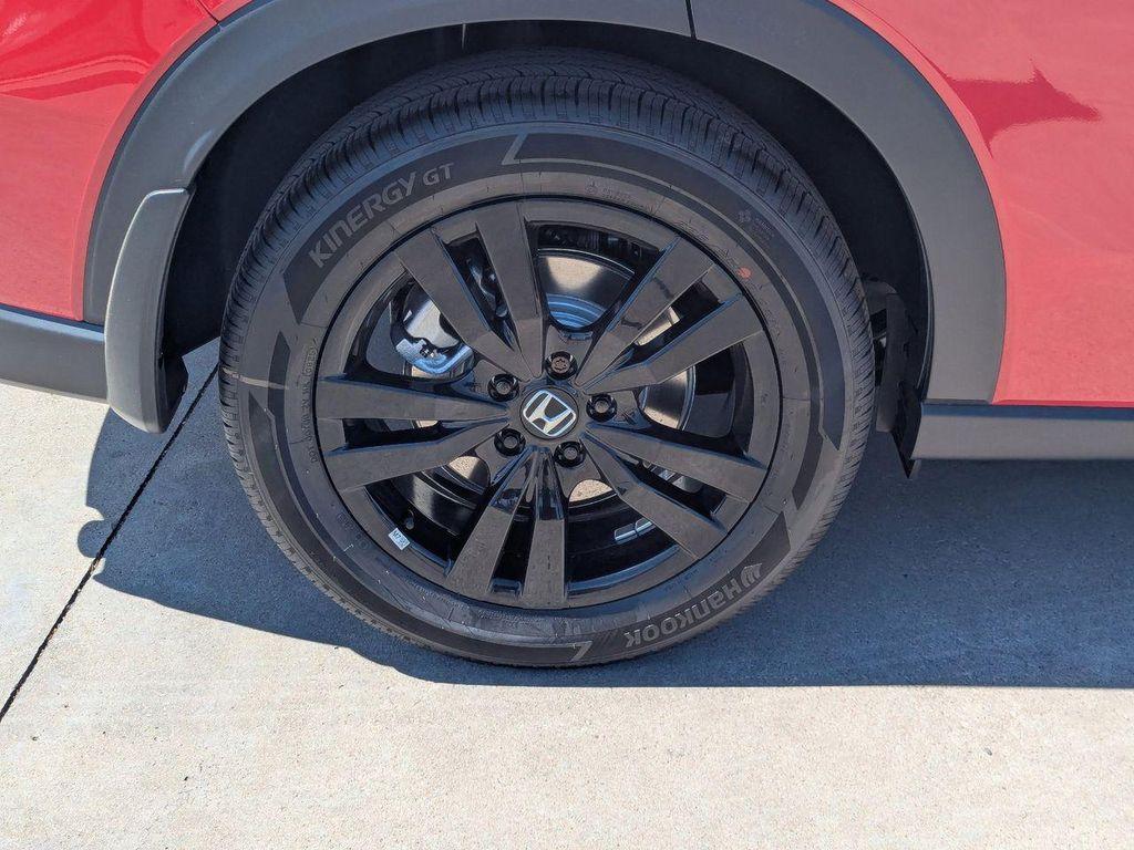 new 2026 Honda HR-V car, priced at $28,690