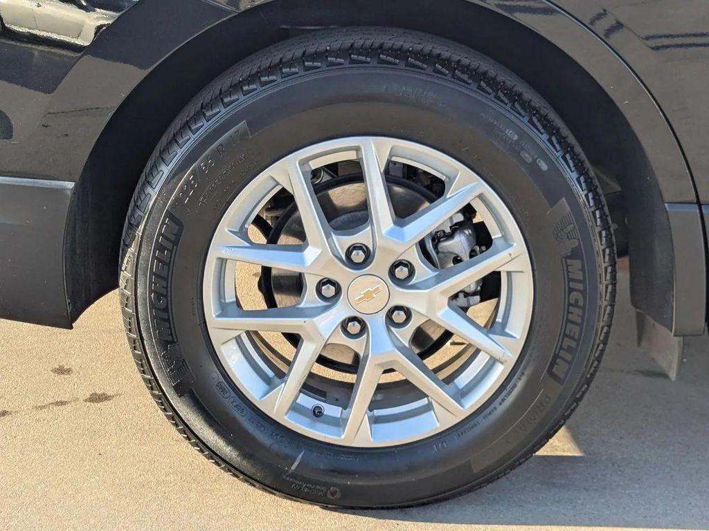 used 2024 Chevrolet Equinox car, priced at $15,995