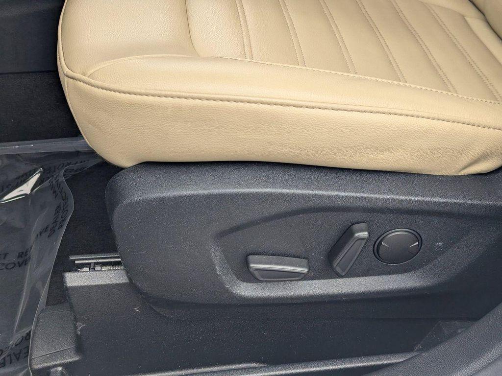 used 2020 Ford Edge car, priced at $15,979