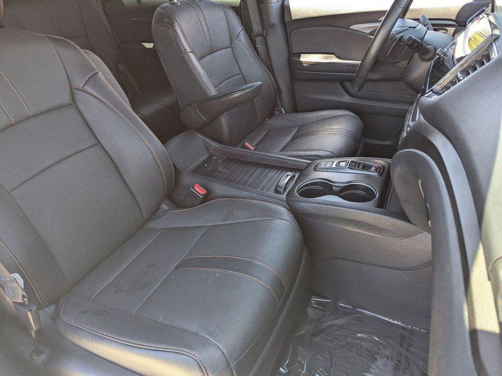 used 2023 Honda Passport car, priced at $30,471