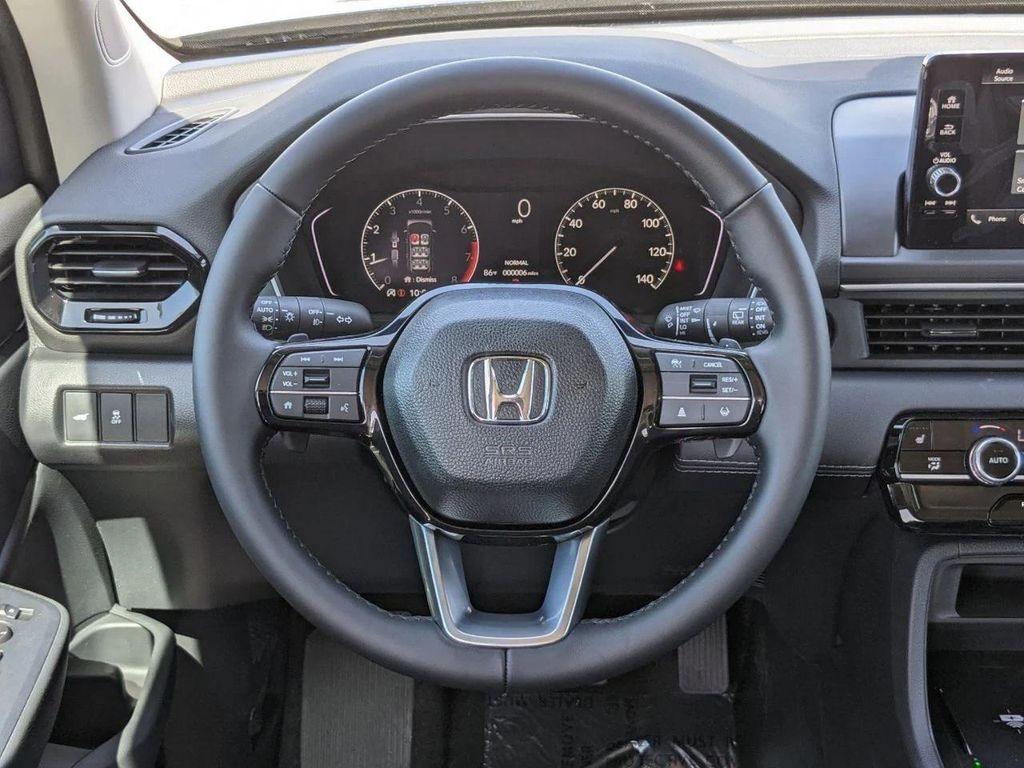 new 2025 Honda Pilot car, priced at $45,123