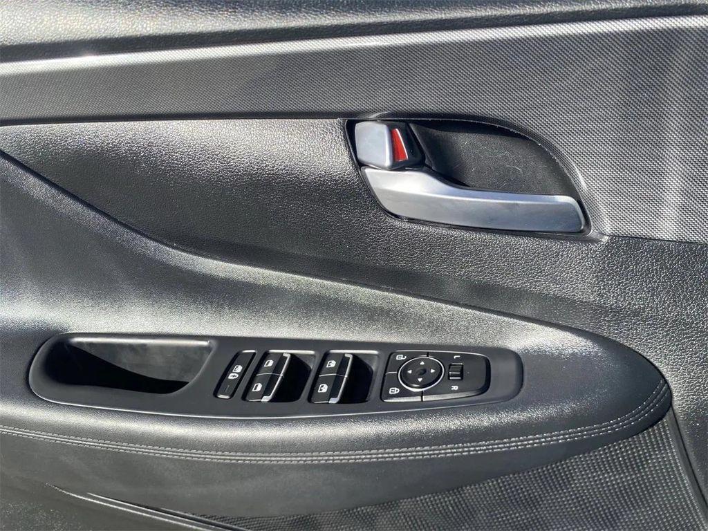 used 2021 Hyundai Santa Fe car, priced at $16,175