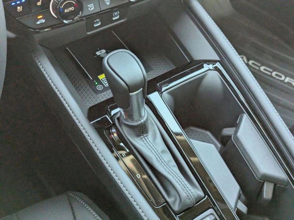 new 2025 Honda Accord Hybrid car, priced at $38,462