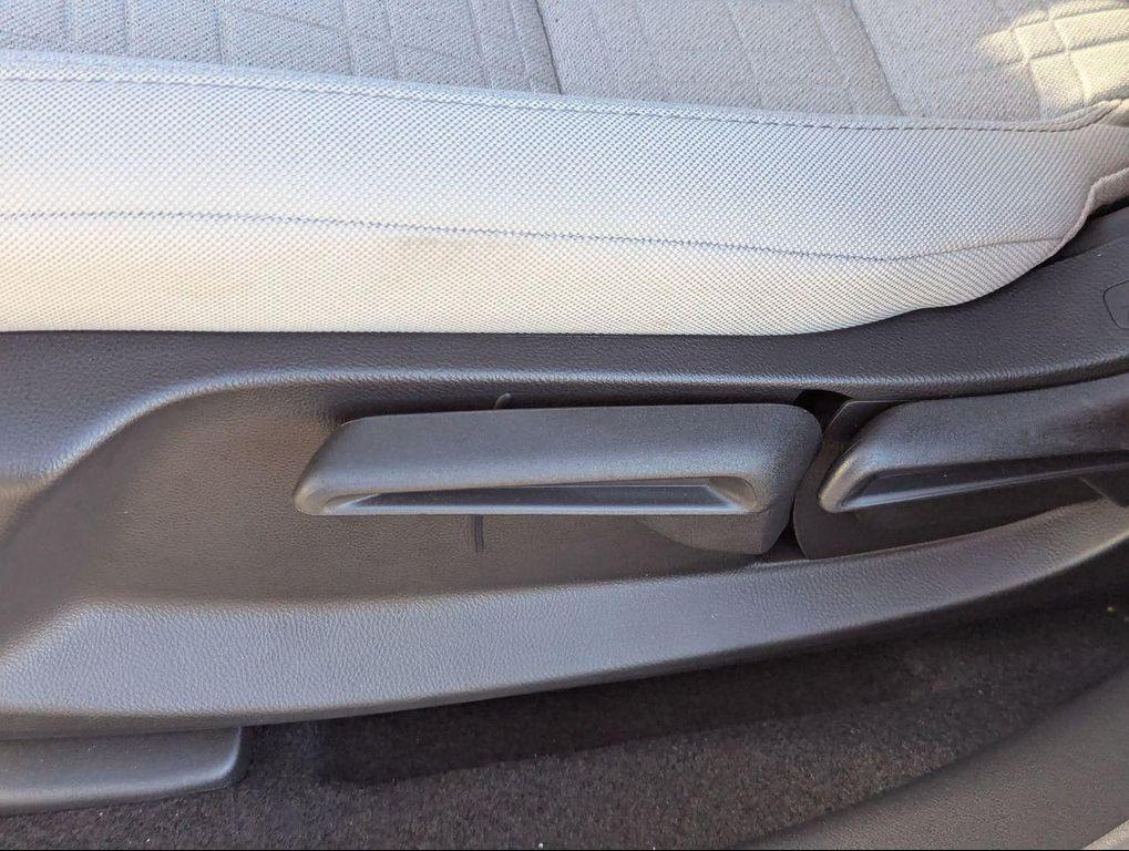 new 2026 Honda HR-V car, priced at $28,252