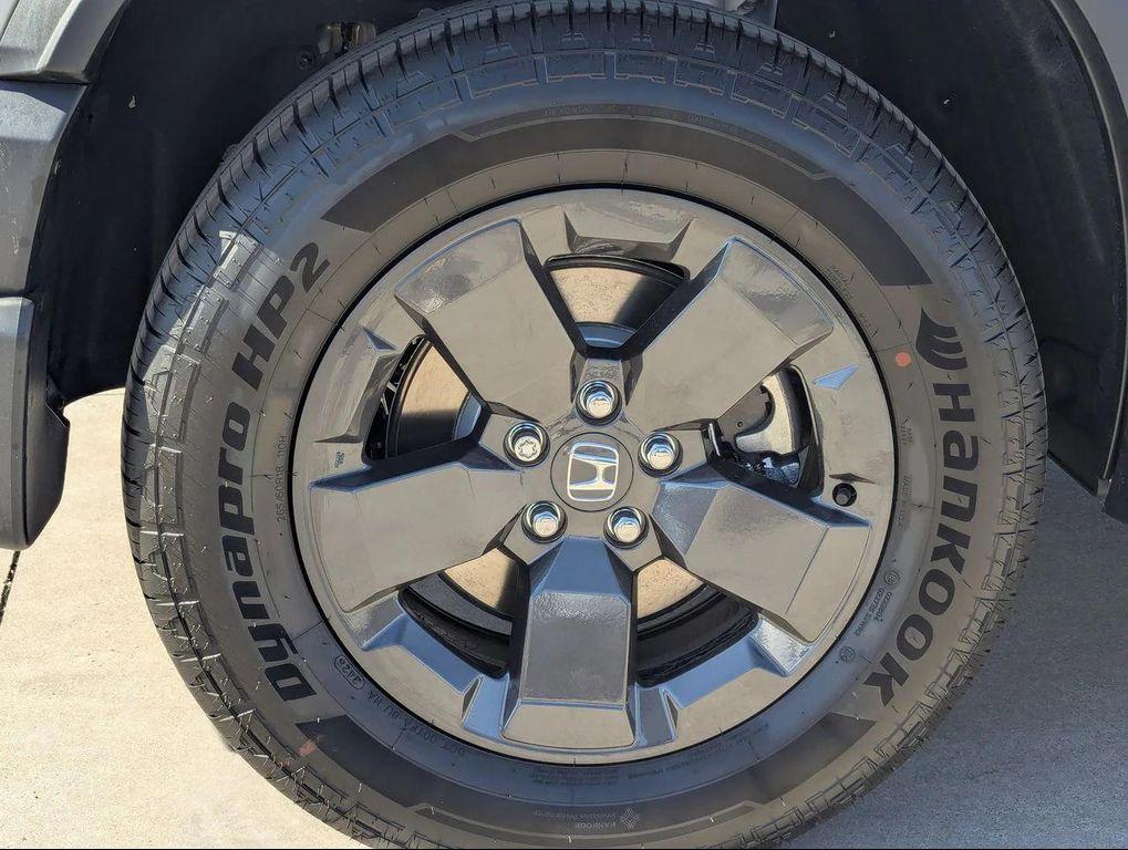 new 2026 Honda Passport car, priced at $44,318