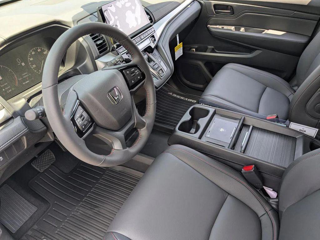 new 2026 Honda Odyssey car, priced at $43,507