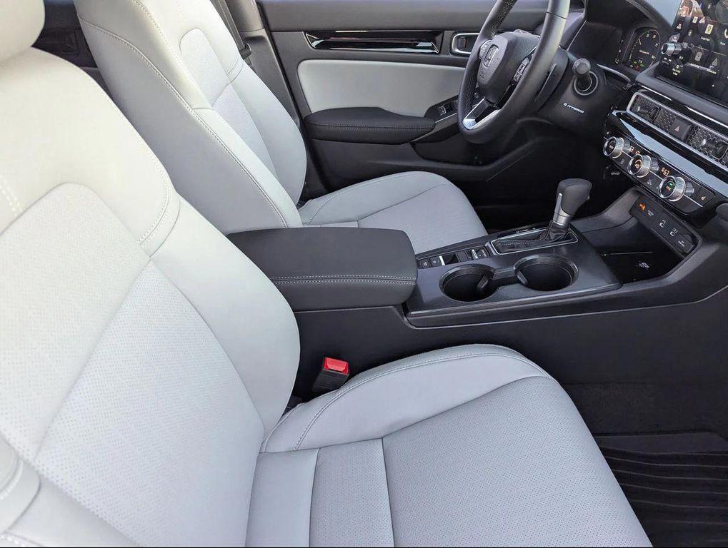 new 2026 Honda Civic Hybrid car, priced at $33,362