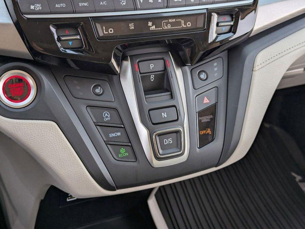 new 2026 Honda Odyssey car, priced at $42,038