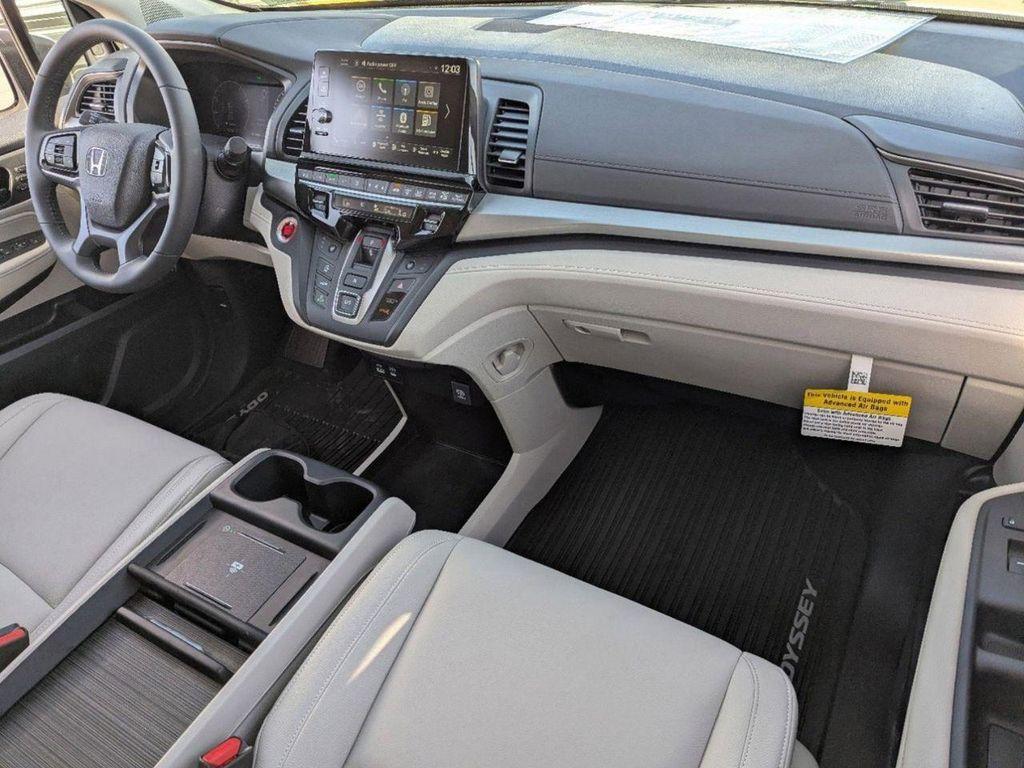new 2026 Honda Odyssey car, priced at $42,038