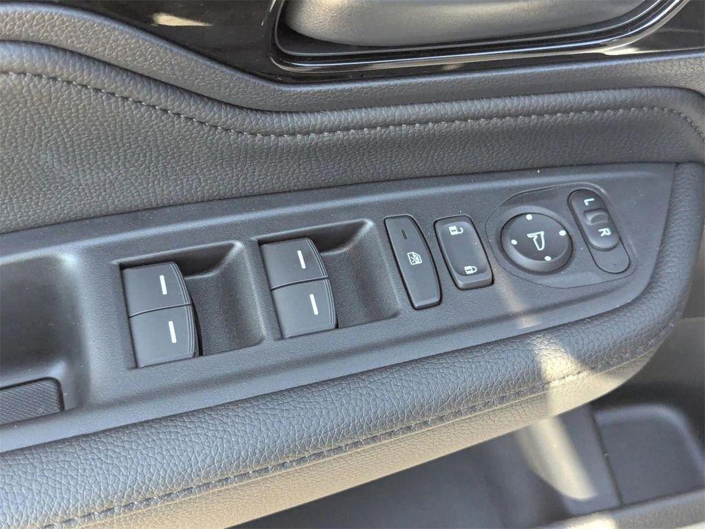 new 2026 Honda Odyssey car, priced at $46,199