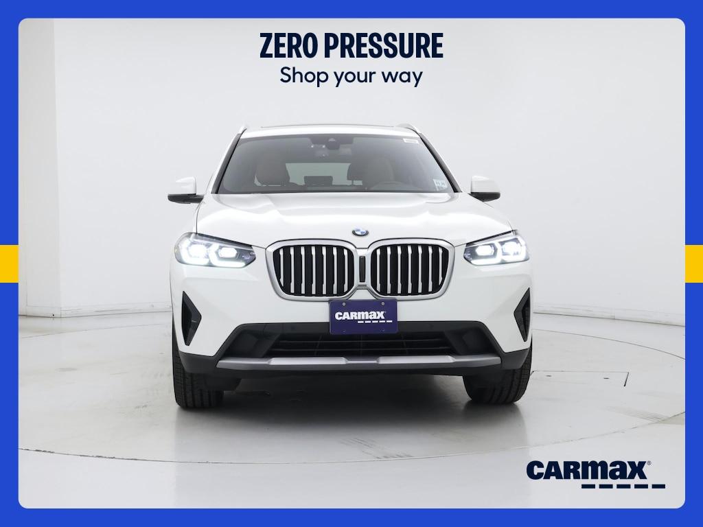 BMW X3 view 6