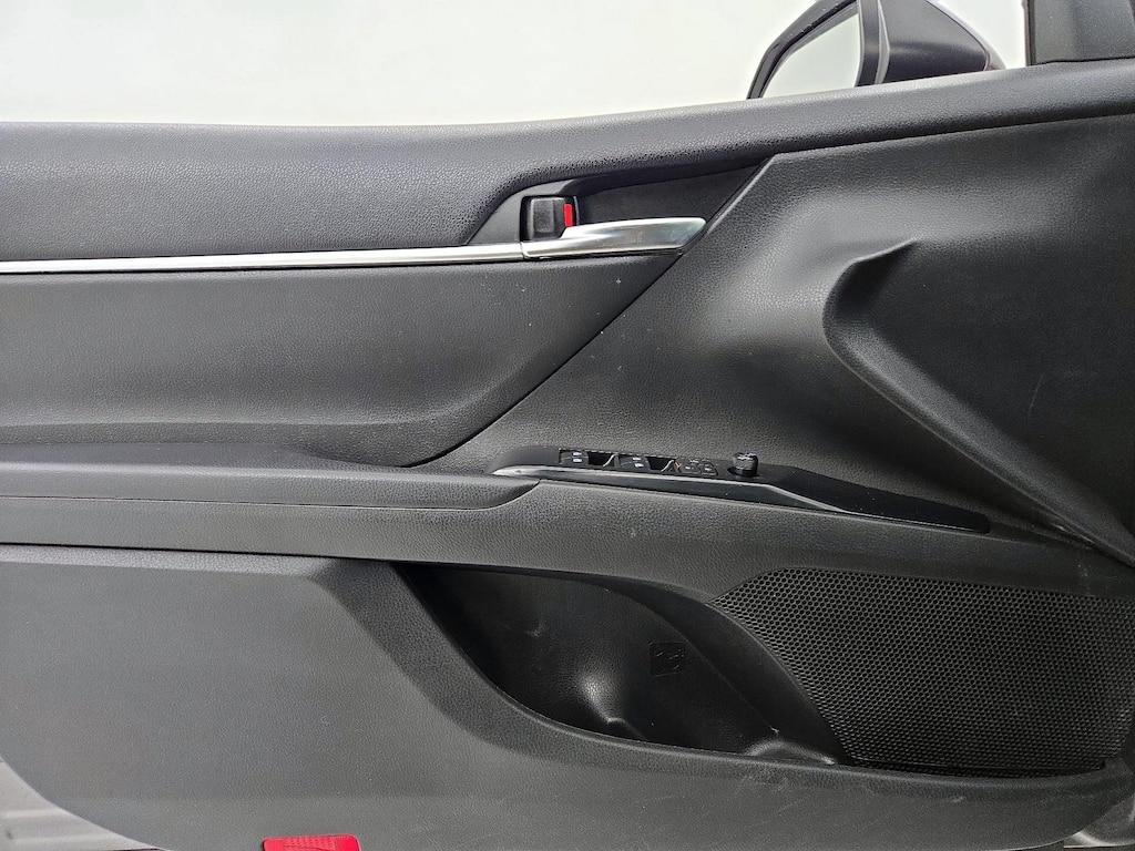 used 2020 Toyota Camry Hybrid car, priced at $25,998