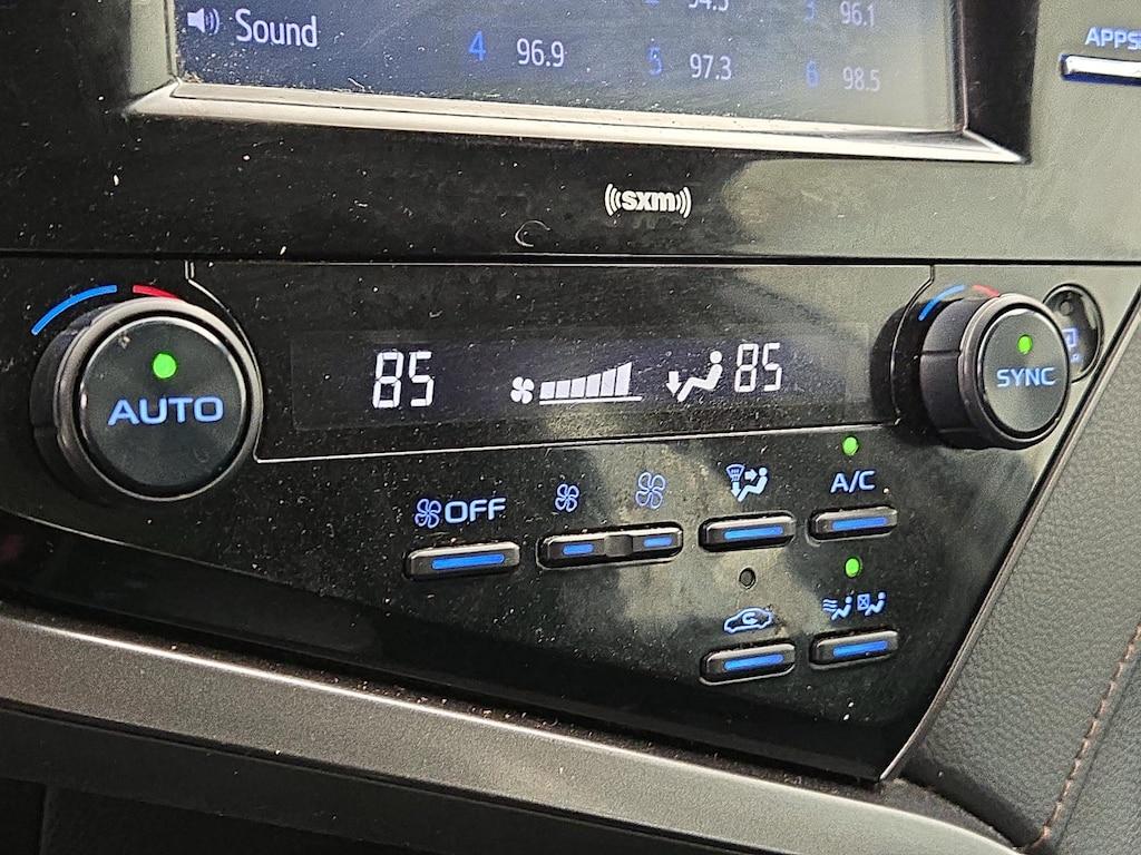 used 2020 Toyota Camry Hybrid car, priced at $25,998