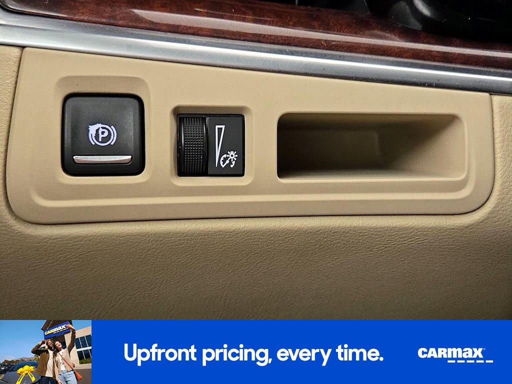 used 2017 Cadillac XT5 car, priced at $23,998