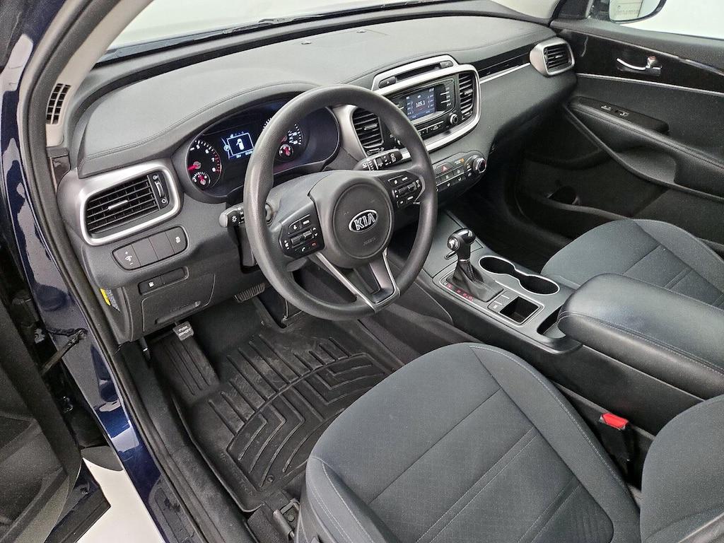used 2016 Kia Sorento car, priced at $13,998