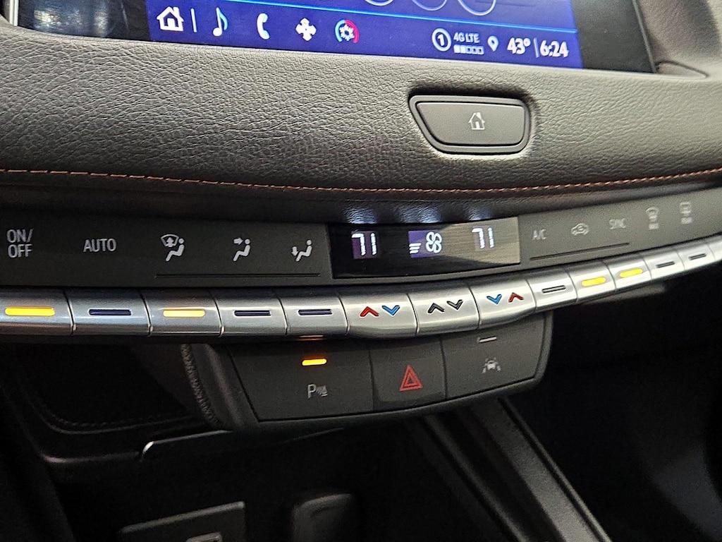 used 2023 Cadillac XT4 car, priced at $28,998