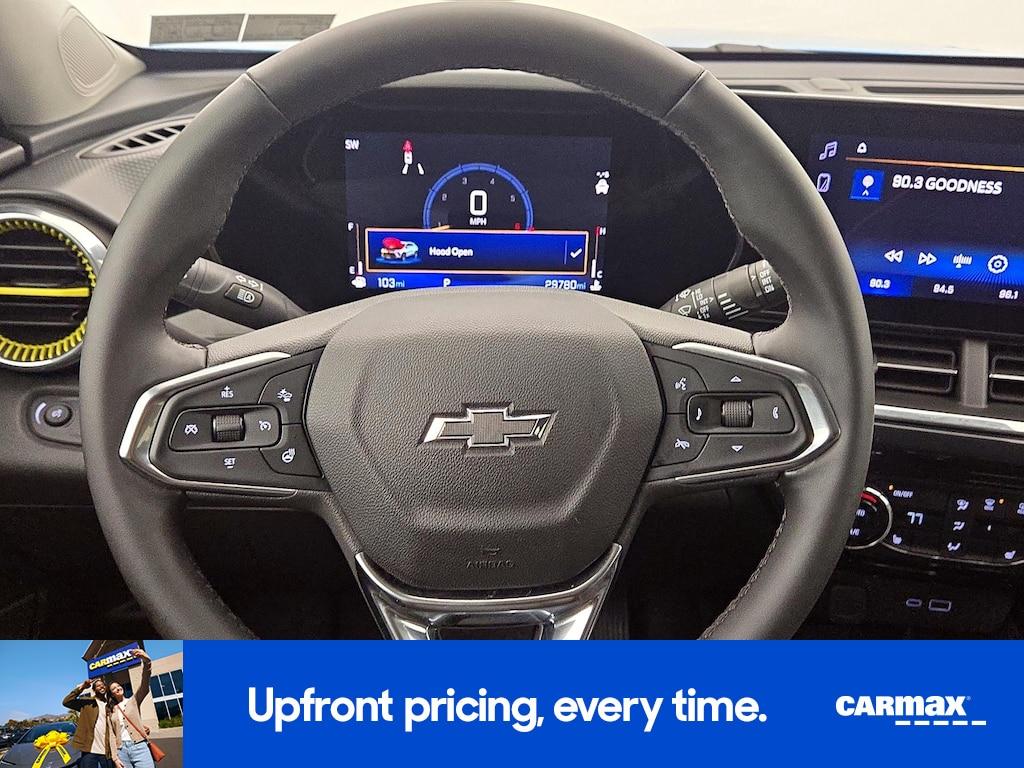 used 2025 Chevrolet Trax car, priced at $23,998