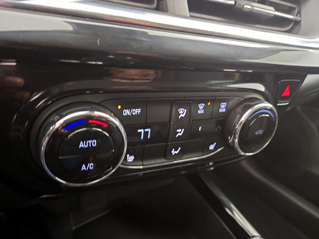 used 2025 Chevrolet Trax car, priced at $23,998