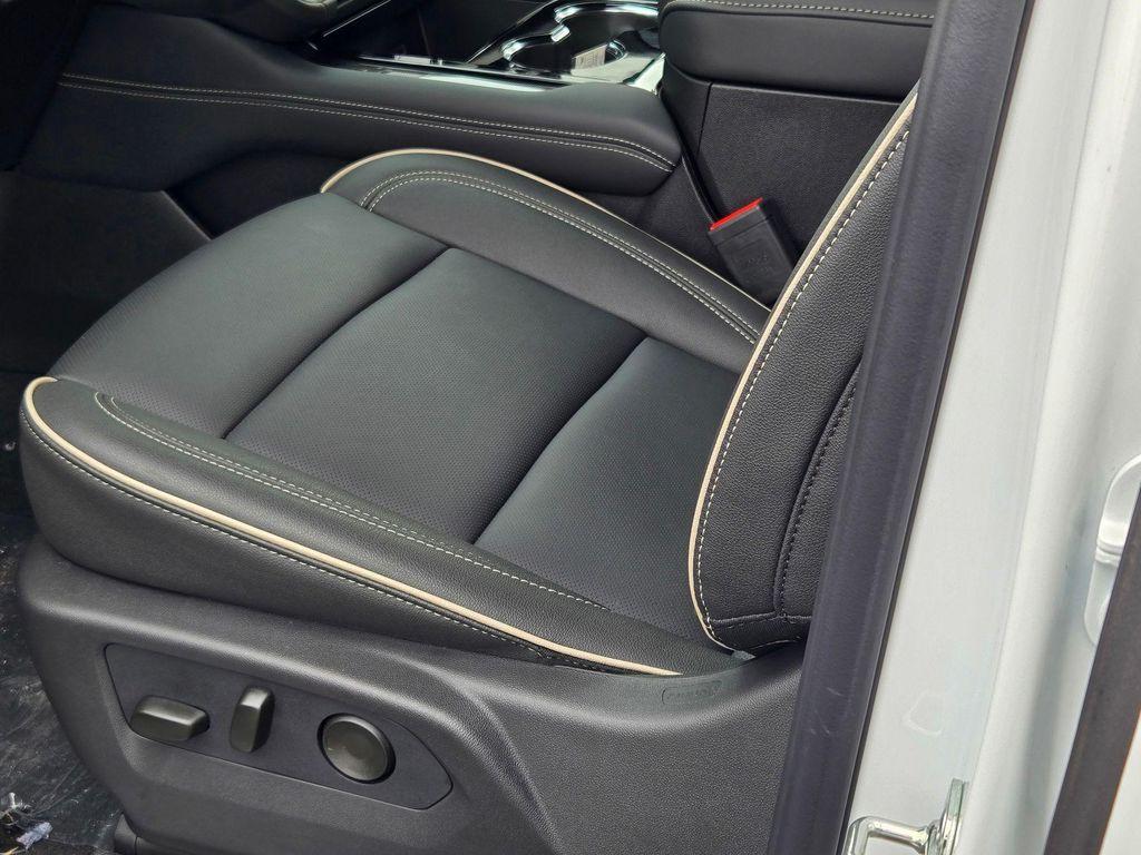 new 2026 GMC Yukon XL car, priced at $77,132