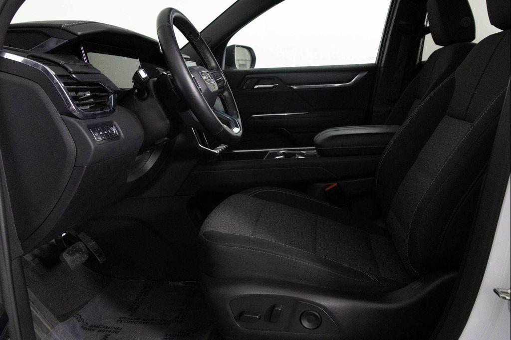 used 2025 GMC Acadia car, priced at $36,995