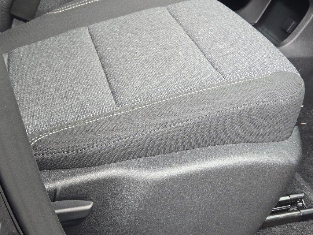 new 2026 GMC Acadia car, priced at $45,221