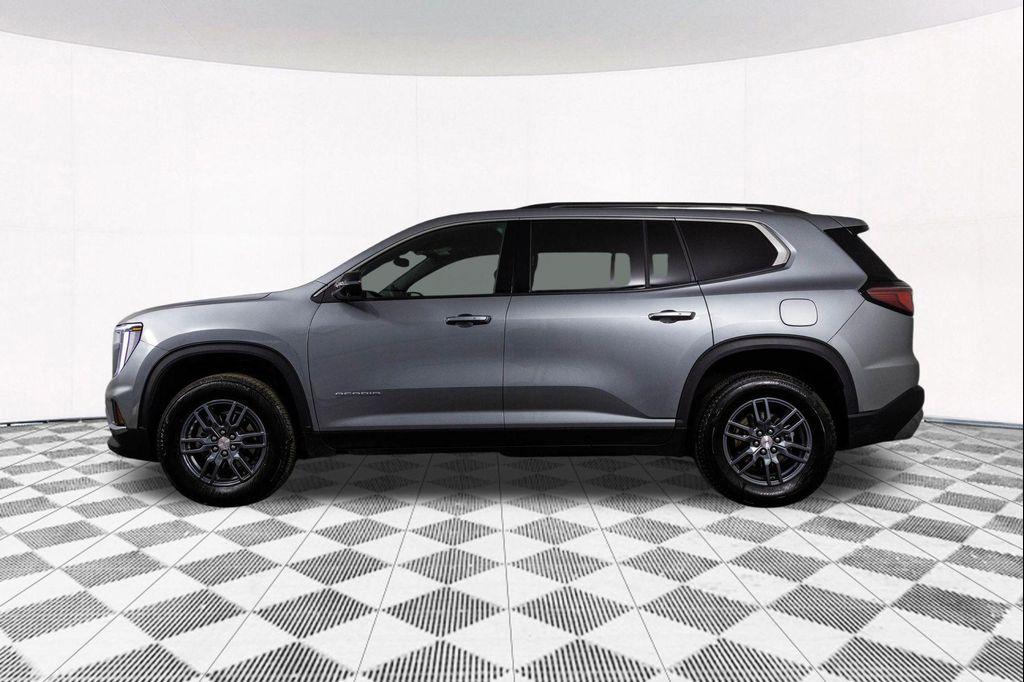 used 2025 GMC Acadia car, priced at $33,270