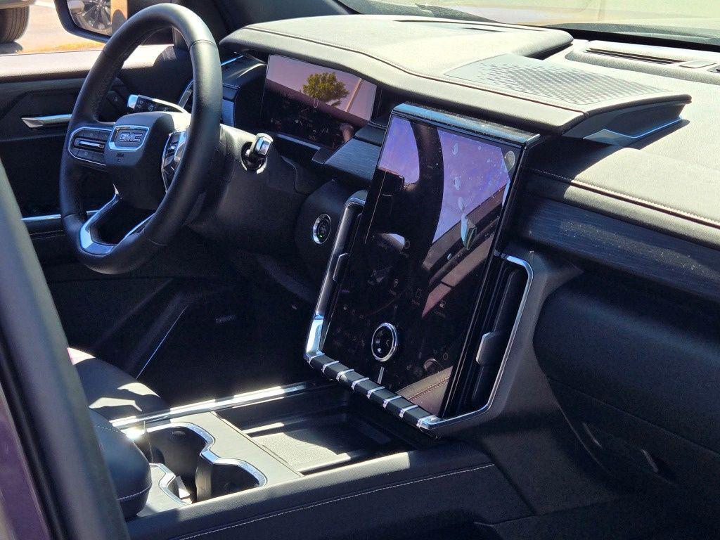 new 2025 GMC Acadia car, priced at $39,945