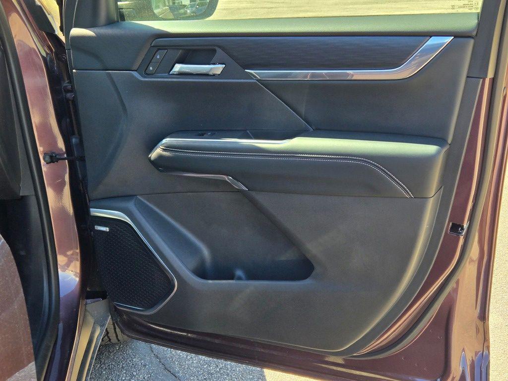 new 2025 GMC Acadia car, priced at $39,945