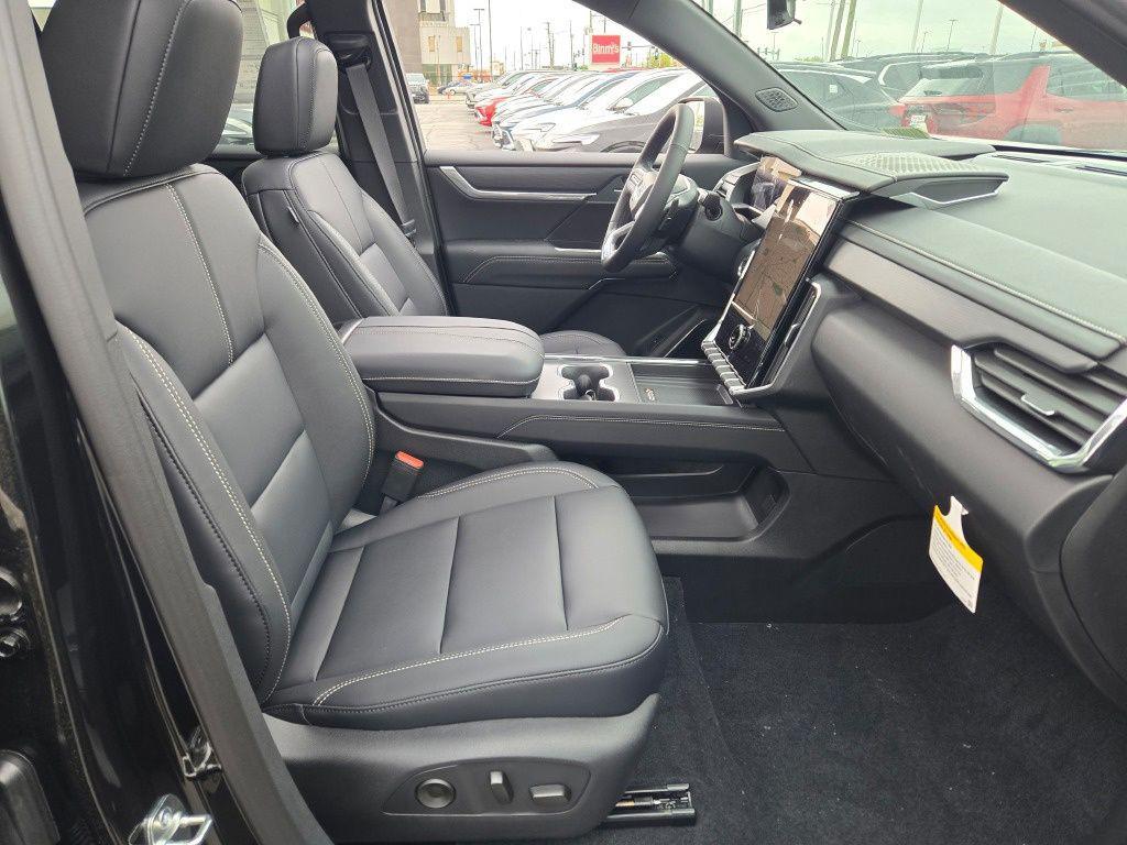 new 2026 GMC Acadia car, priced at $52,561
